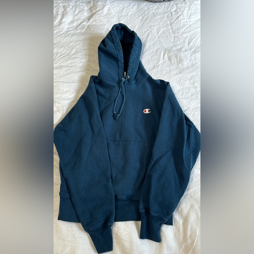 Champion sweatshirt size S, very good condition
